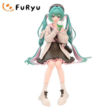 Load image into Gallery viewer, Vocaloid Hatsune Miku (Autumn Date Ver.) Noodle Stopper Figure - ShopAnimeStyle