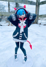 Cargar imagen en el visor de la galería, Re:Zero - Rem Figure: Ichiban Kuji Girl Who Landed in Winter Edition - ShopAnimeStyle
