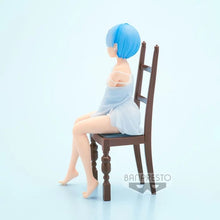 Cargar imagen en el visor de la galería, Re:Zero - Starting Life in Another World - Rem Relax Time Figure by Banpresto - ShopAnimeStyle
