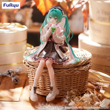 Load image into Gallery viewer, Vocaloid Hatsune Miku (Autumn Date Ver.) Noodle Stopper Figure - ShopAnimeStyle
